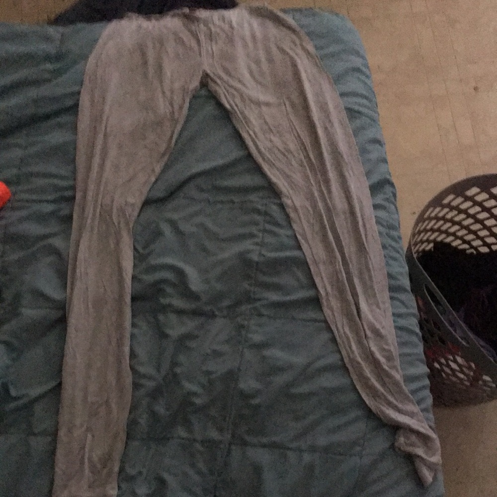 Grey leggings/ sweatpants